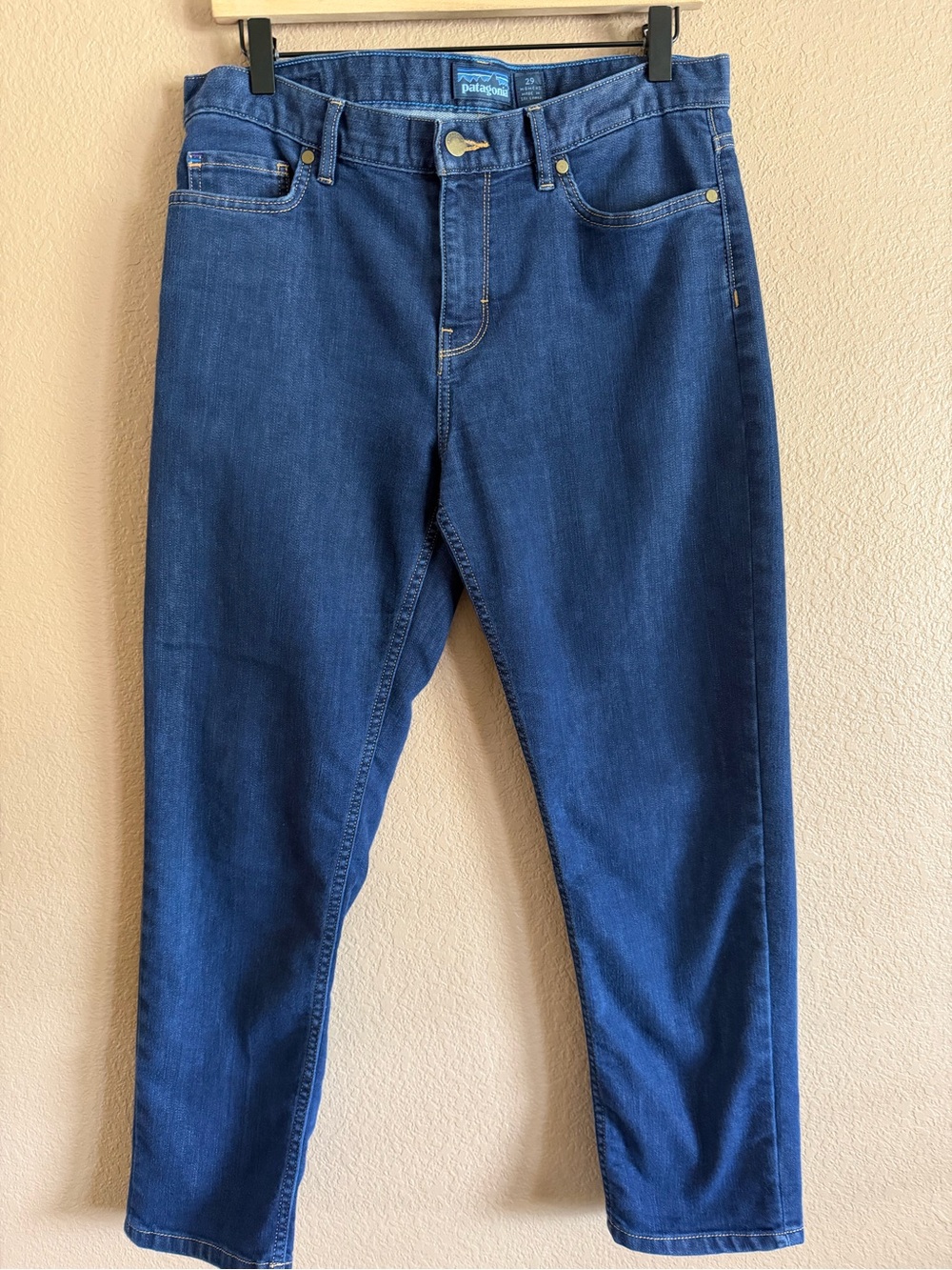 Patagonia Women's Straight Leg Deep Blue Jeans Size 29